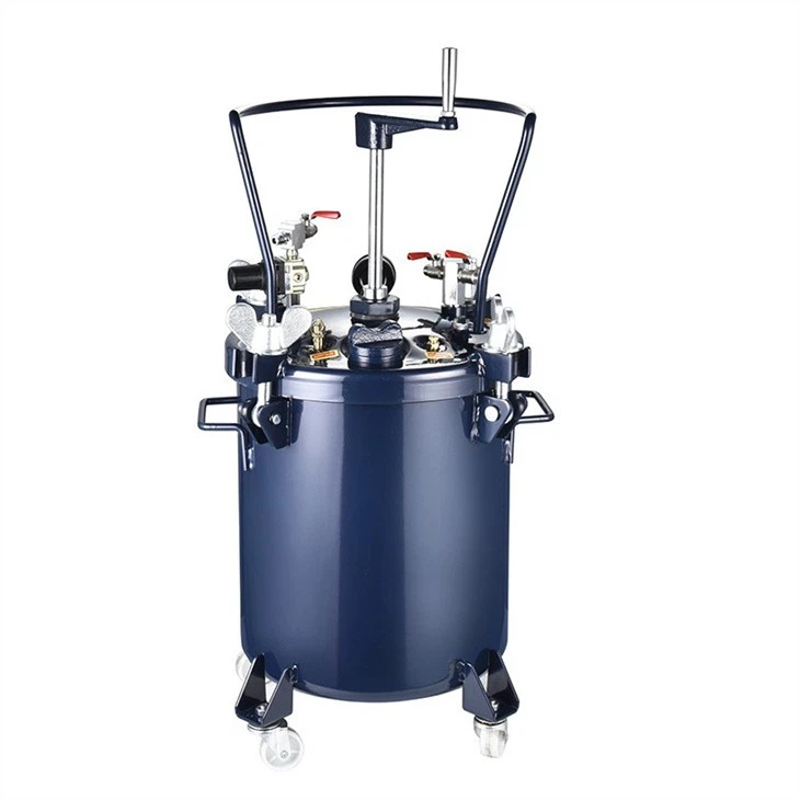 Pressure tank with Manual powered mixing agitator